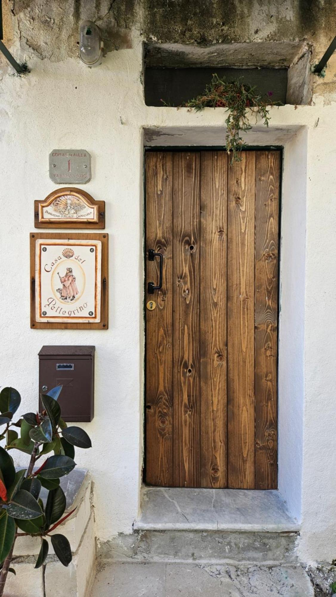 Appartamento Nel Borgo - Casa Del Pellegrino Sulla Via Francigena 아울라 외부 사진